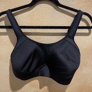 Power shape sport bra